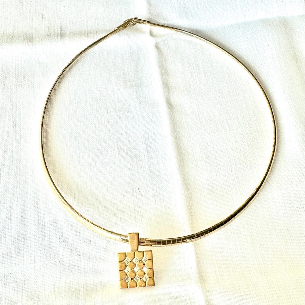 Gold Square Pedant Necklace